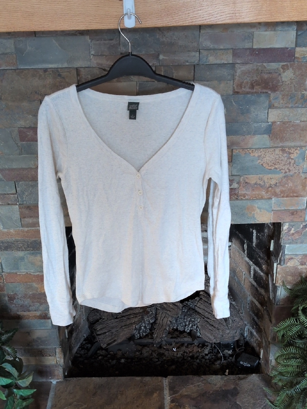 wild fable Cream Long-Sleeve V-Neck Henley Top